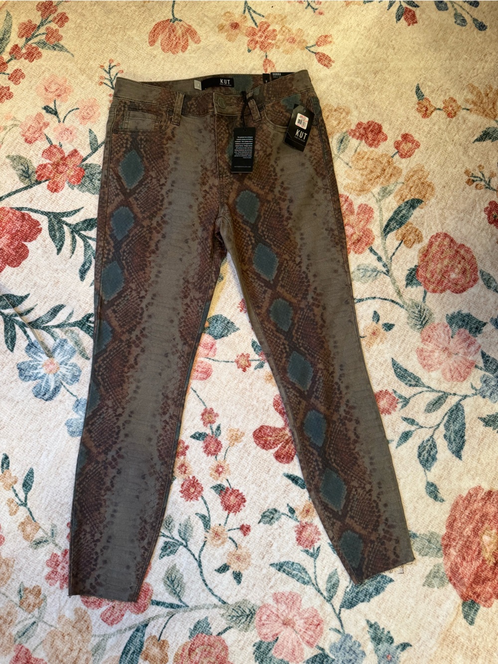 Kut from the Kloth Brown and Gray Snake-Print Skinny Jeans - Picture 6 of 10